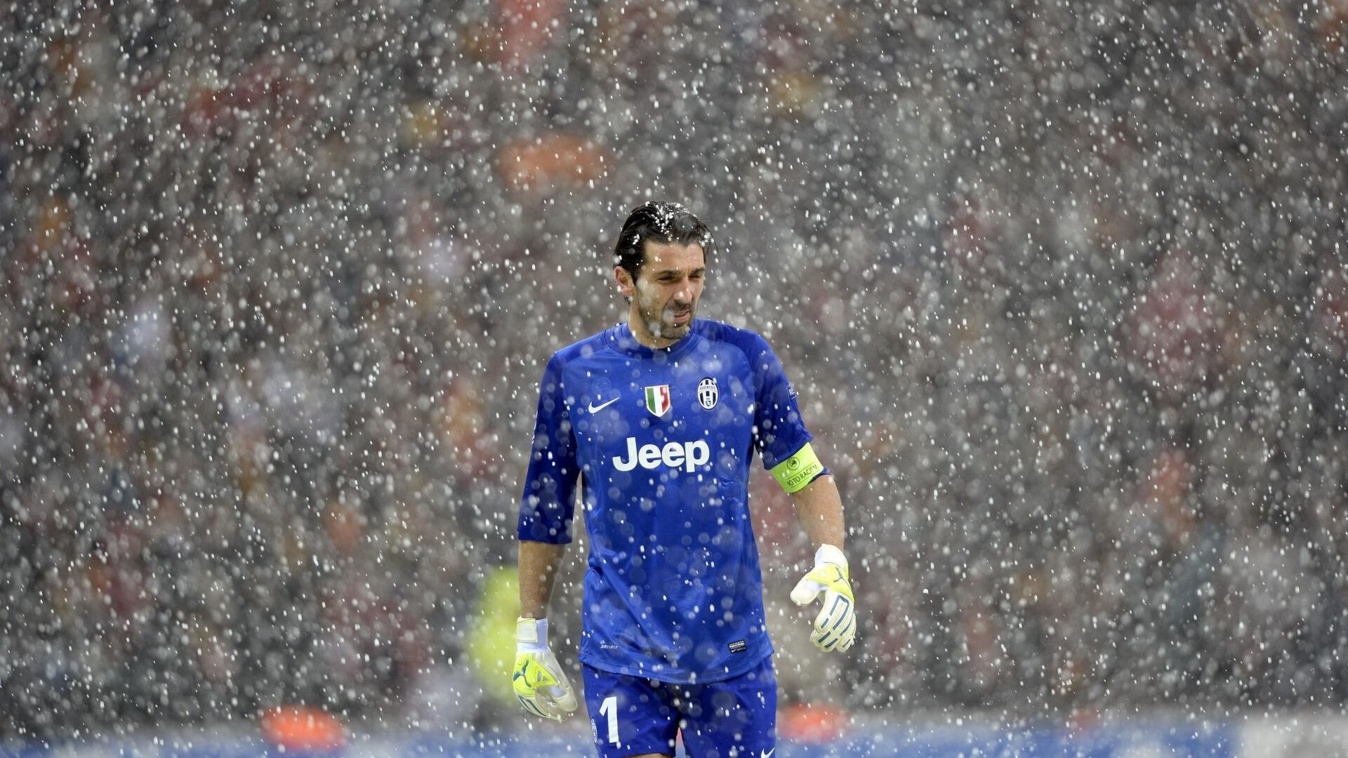 欧冠十六强次回合:国米主场1比0拜仁 仍以总比分1比2惜败出局